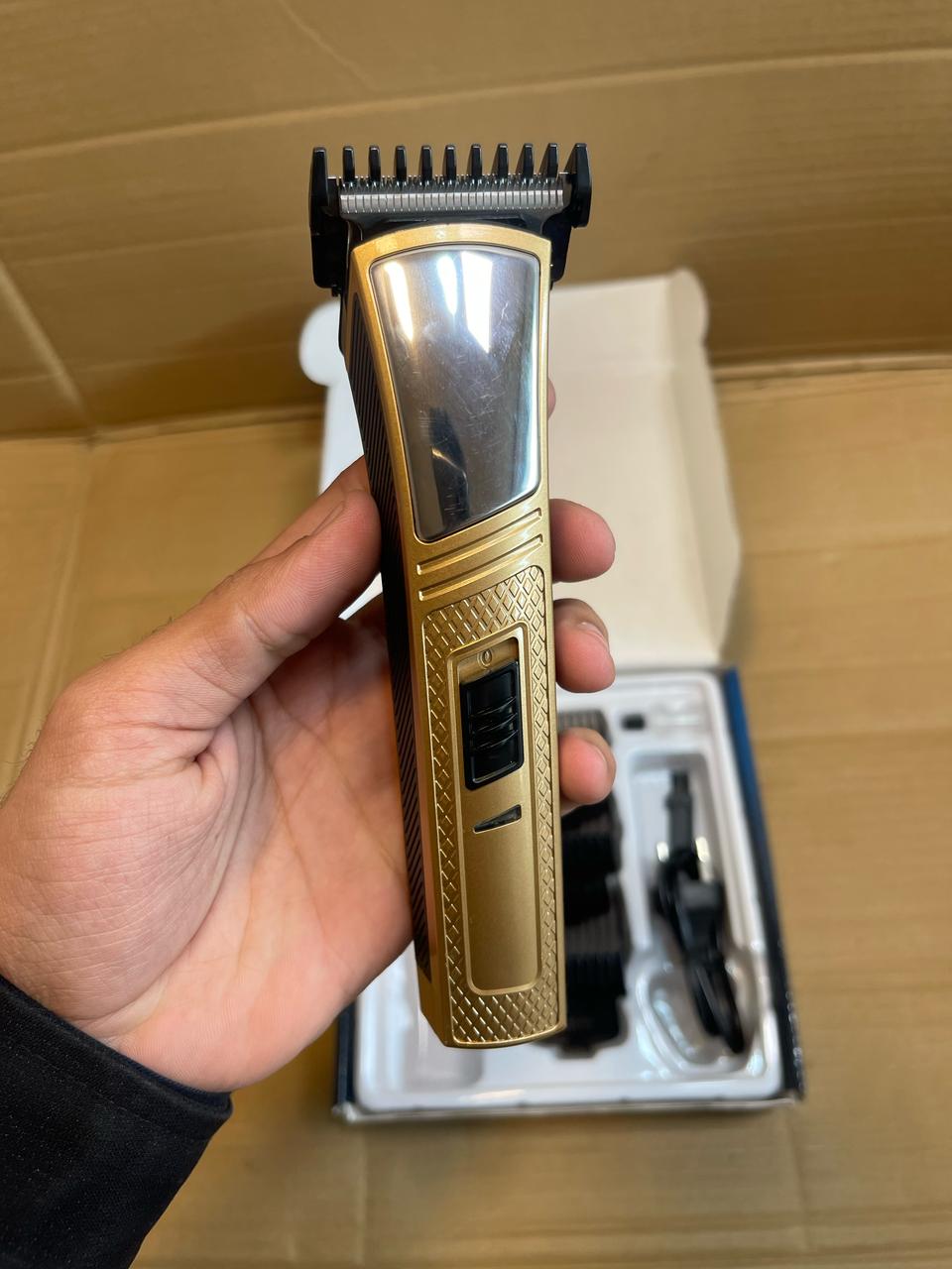 Kemei KM-5071 Rechargeable Hair Clipper